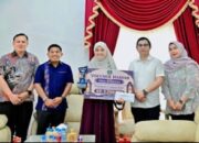 Wali Kota Sibolga Serahkan Bonus dan Hadiah Umrah Untuk Pemenang MTQ