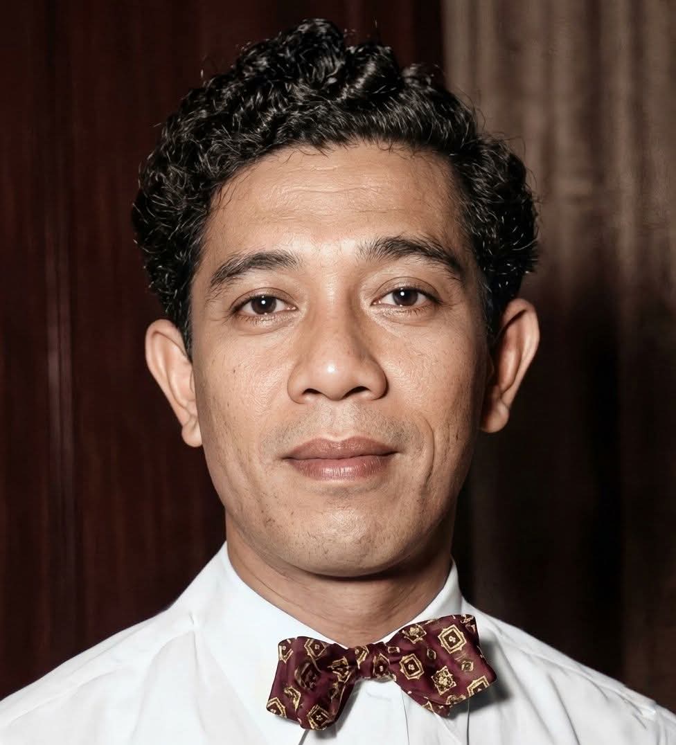 TOKOH ASAL MALUKU YANG MENYEMPURNAKAN LAMBANG GARUDA PANCASILA .