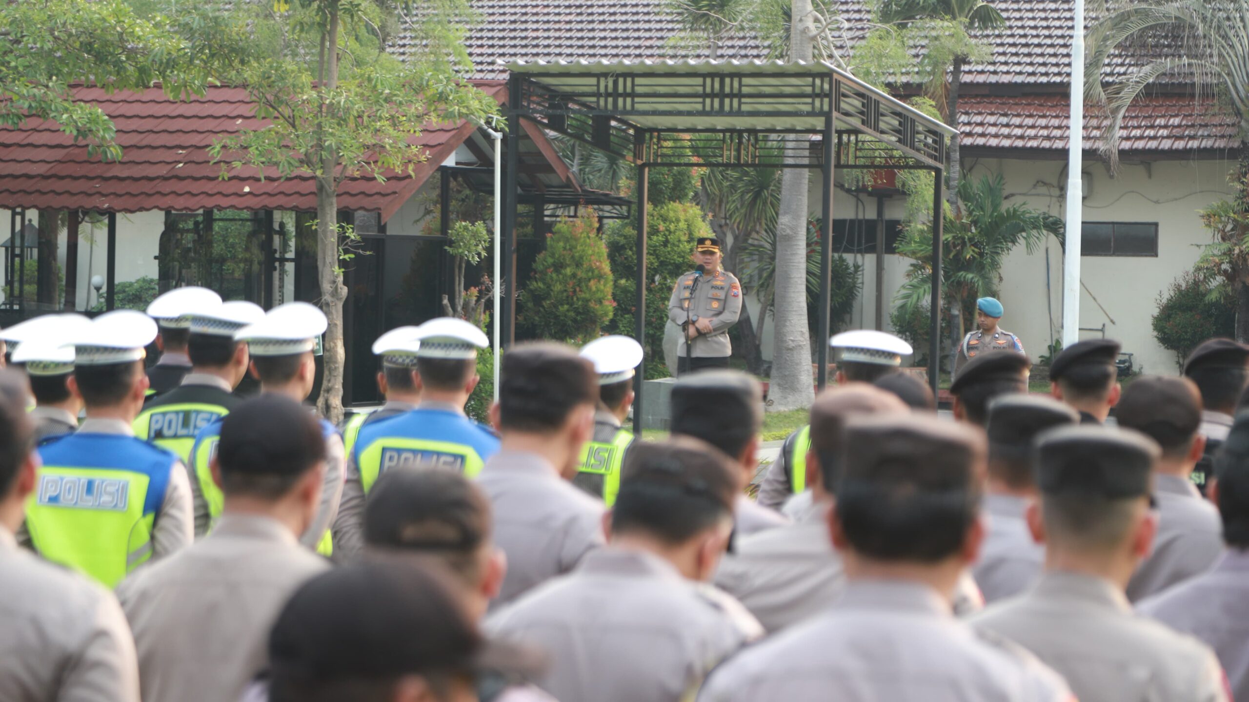 Kawal Adat, Jaga Aman: Polres Jombang Kerahkan 500 Personel Amankan Pengesahan Warga Baru PSHT