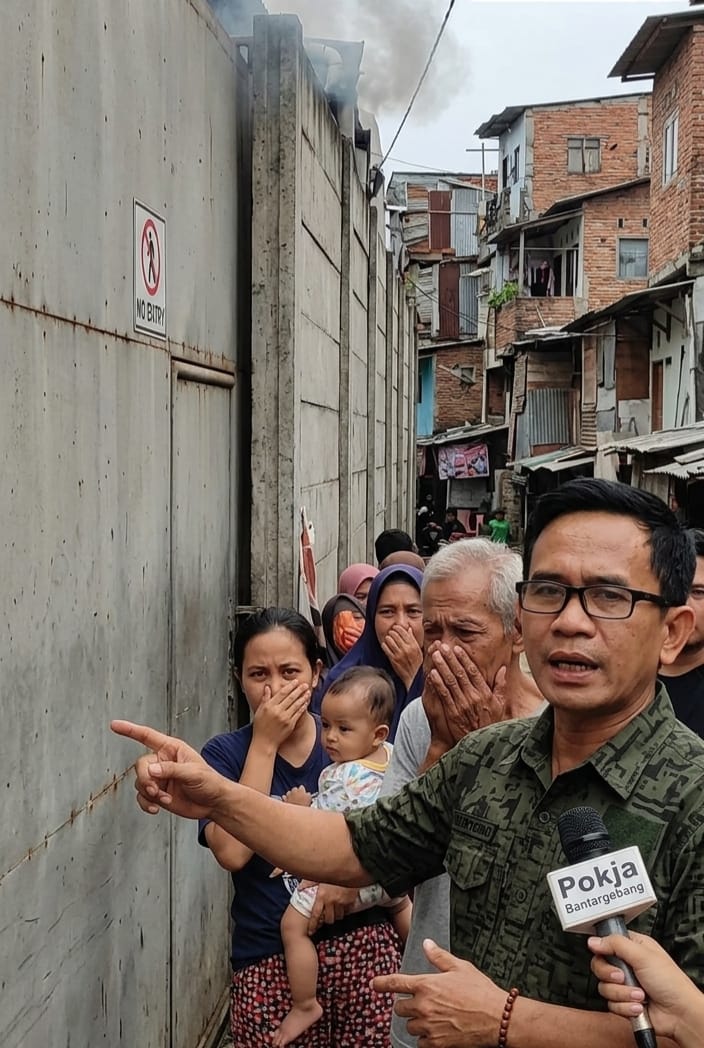 Pabrik Plastik di Bantargebang Teror Warga dengan Bau Busuk Menyengat!, Ketua Aing Turun Tangan.