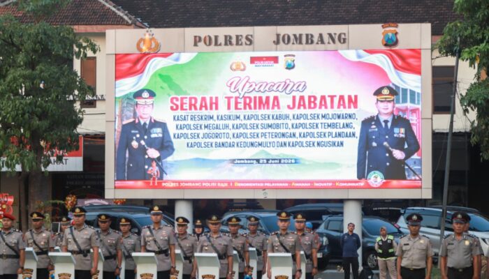 Kapolres Jombang Pimpin Sertijab Kasat Reskrim dan Sejumlah Kapolsek Jajaran