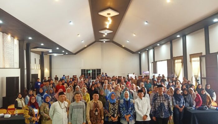 Perkuat Literasi Haji, Tokoh Nasional Guntur Sasono dan Retno Guntur Hadirkan Otoritas BPKH di Kota Santri