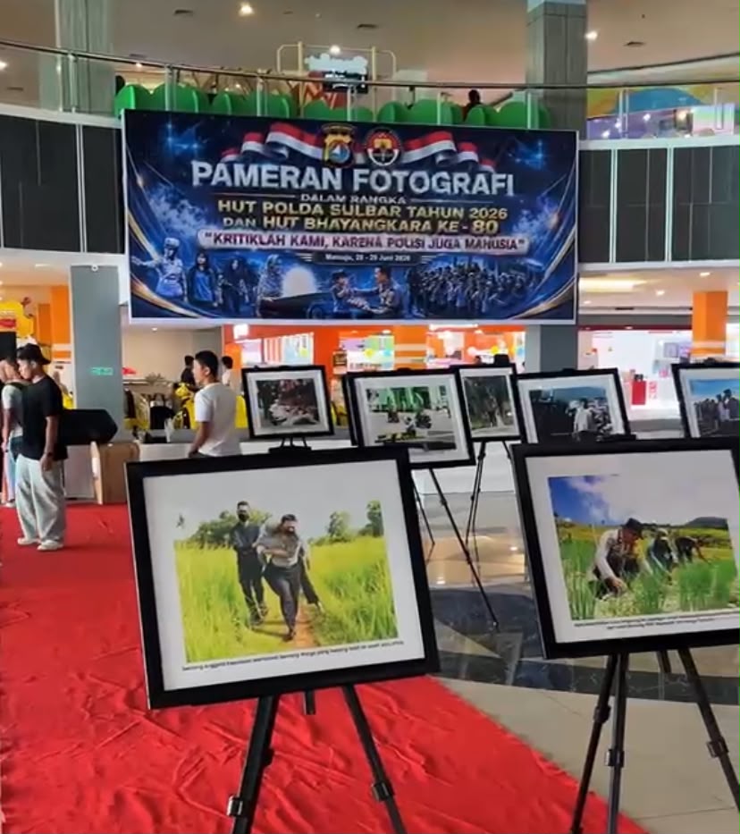 Pameran Fotografi Polda Sulbar di Mall Matos Jadi Magnet Pengunjung, Angkat Sisi Kemanusiaan Polri Semarakkan HUT Bhayangkara ke‑80