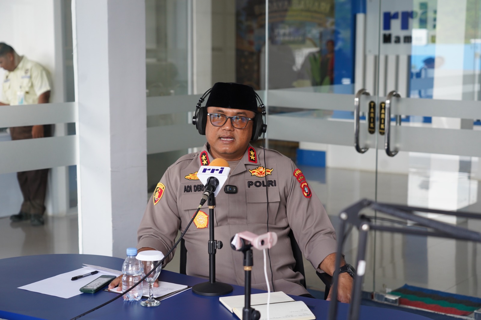 Dialog Interaktif Halo Sulbar Bersama RRI: Kapolda Sulbar Buka‑bukaan soal Pengabdian, Capaian, Tantangan dan Harapan di Usia Bhayangkara ke‑80
