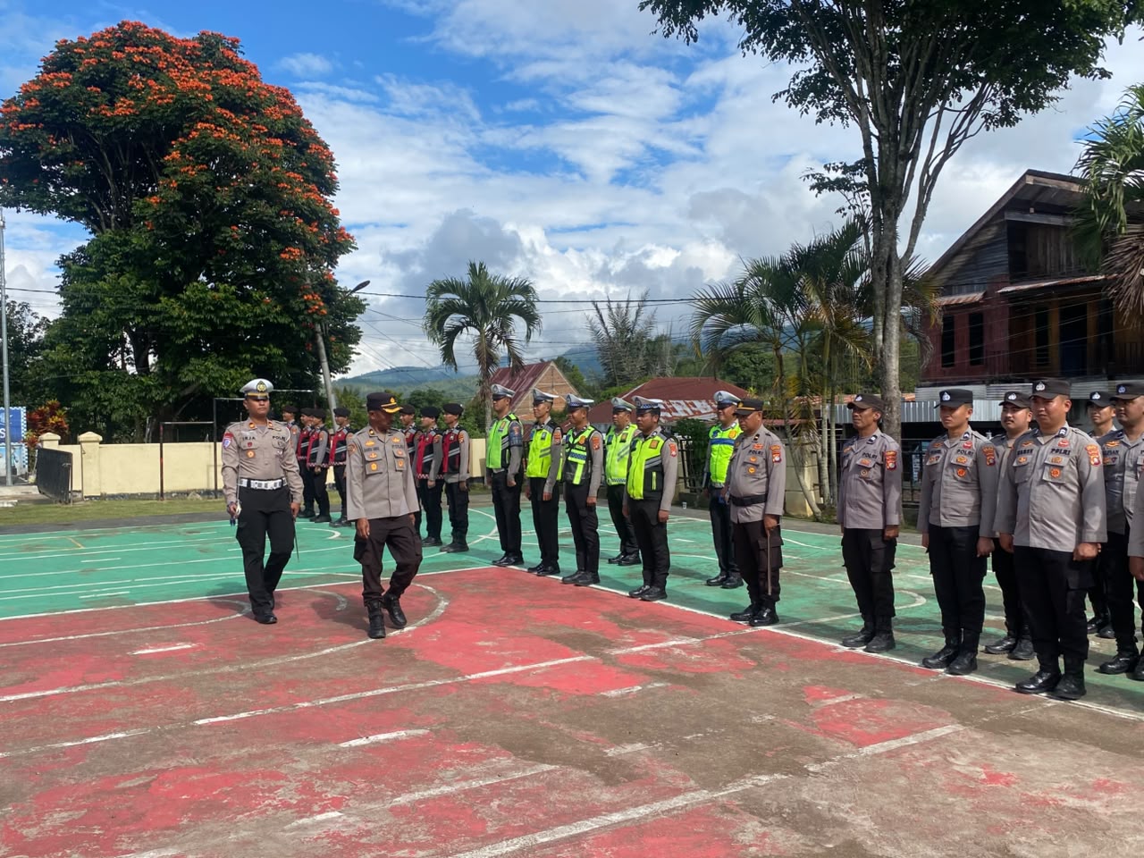 Kepolisian Resor Mamasa Melaksanakan Latihan Upacara Jelang Hari Ulang Tahun Bhayangkara ke-80 