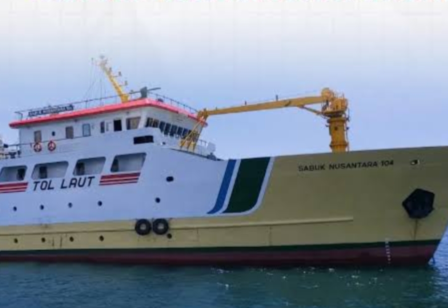 Akhirnya KM SN 104 Diizinkan Berangkat Setelah Tertahan 3 Hari di Kisar Akibat Cuaca Buruk