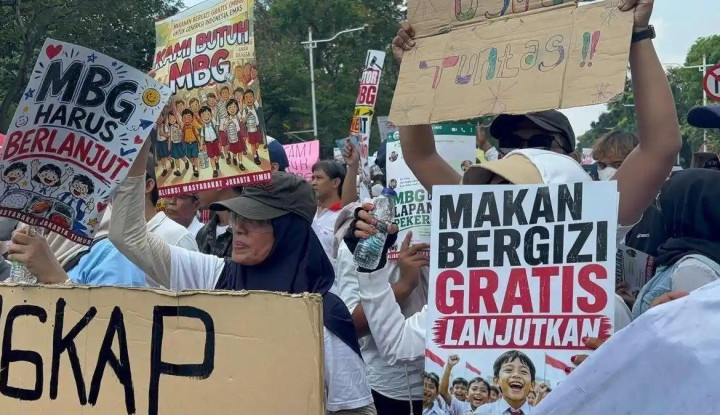 Demo Dukung MBG di Monas: Emak emak Ngaku Dapat Rp100 Ribu dan Logistik Lapangan