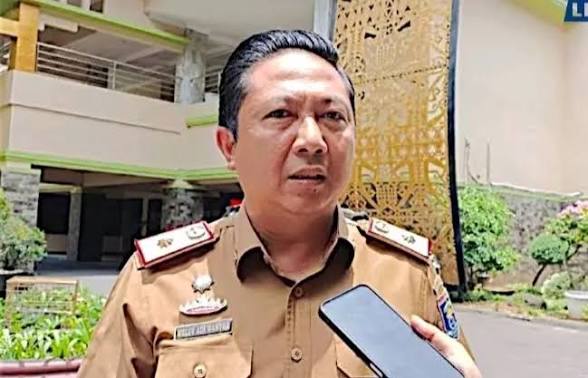Menanti Surat di Atas Meja: Mengapa Tersangka Korupsi Masih Menjabat Sekda Lampung Tengah?