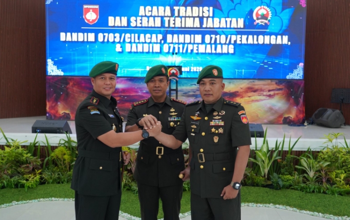 Danrem 071/Wijayakusuma Pimpin Sertijab Tiga Dandim, Tegaskan Estafet Kepemimpinan dan Penguatan Sinergi Wilayah