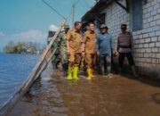 Tinjau Lokasi Terdampak Rob di Pati, Gubernur Jateng Siapkan Rp400 Juta untuk Rehabilitasi Tanggul Tunggulsari