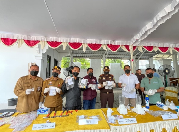 Kejari Grobogan Musnahkan Barang Bukti Perkara Inkracht, Wujudkan Akuntabilitas Penegakan Hukum