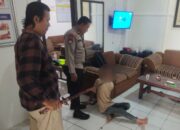 Pria Diduga ODGJ Bawa Senjata Tajam Resahkan Warga, Polisi Bergerak Cepat Amankan Situasi