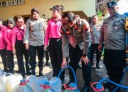 Polres Tegal Kota Salurkan Bantuan Air Bersih untuk Warga Panggung, Wujud Nyata Kepedulian Menyambut Hari Bhayangkara ke-80