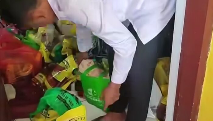 Bingkisan Minyakita Diduga Terkontaminasi, Warga Kembalikan Produk Berbau Solar; Disdagperinnaker Gerak Cepat Tarik Peredaran