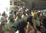 Ribuan Buruh Rokok dan Petani Tembakau di Kabupaten Tegal Terima BLT DBHCHT, Bupati: Wujud Kepedulian Pemerintah