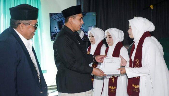 Pemprov Jateng Salurkan Bisyaroh untuk Penghafal Kitab Suci, Gus Yasin Tegaskan Apresiasi Lintas Agama