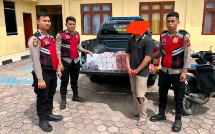 Penjual Rokok IIegal Tanpa Cukai Ditangkap Polisi,BB 48 Slop Berbagai Merek Diamankan Di Polres PadangLawas