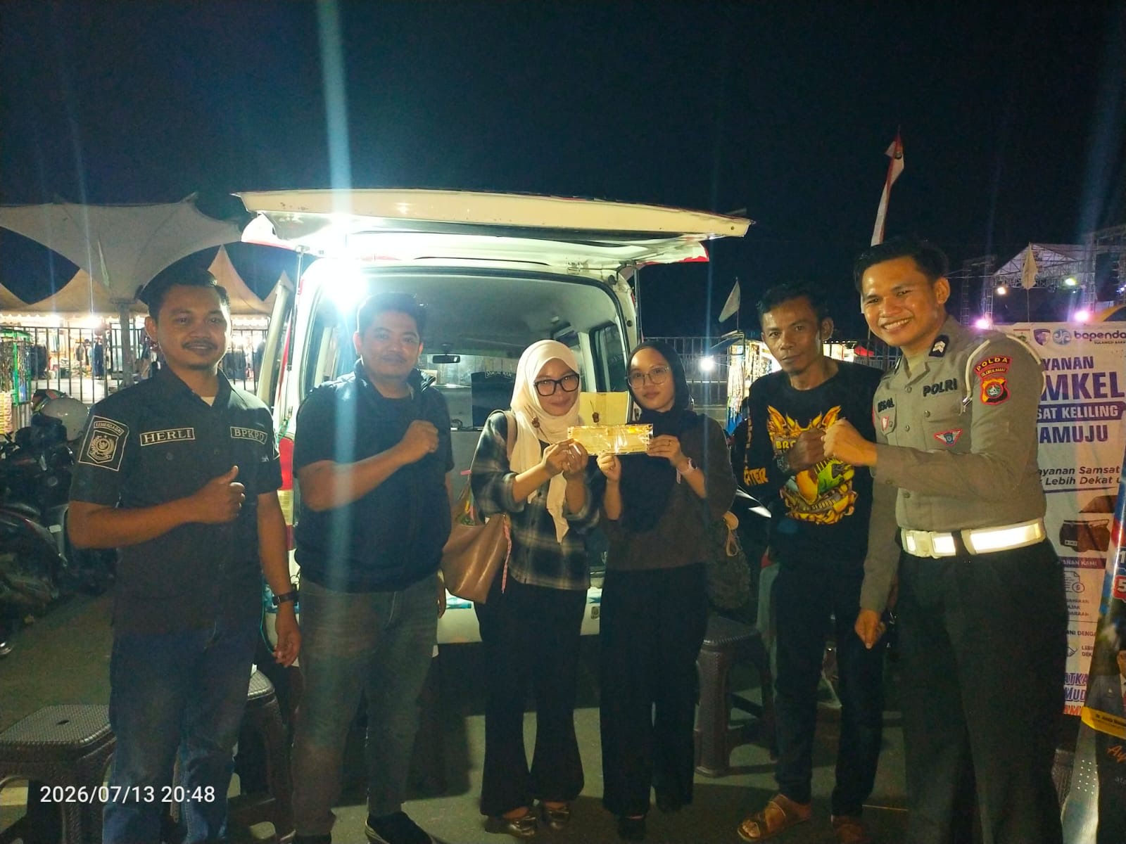 Layanan SAMBONGI Ditlantas Polda Sulbar Kembali Hadir di Tengah Keramaian Masyarakat, Urus Pajak Kendaraan Jadi Lebih Mudah