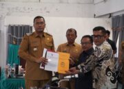 Bupati Toba menyampaikan nota pengantar rancangan peraturan daerah (ranperda)