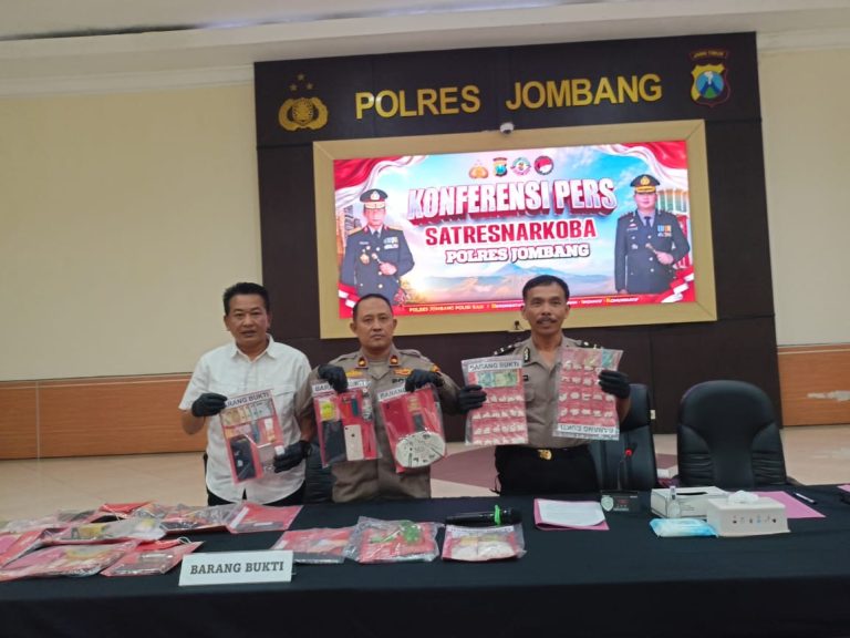 Polres Jombang Ungkap 80 Kasus Narkoba Selama Semester I 2026, 113 Tersangka dan Puluhan Ribu Pil Koplo Diamankan