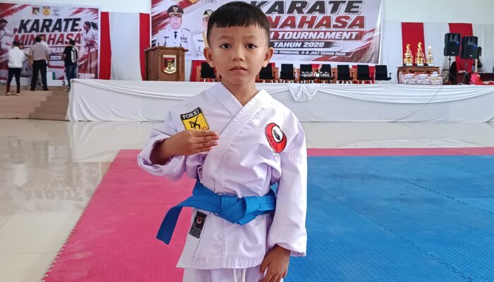 Tak Gentar Meski Bertubuh Mungil, Elgio Rantung Harumkan Nama Lansot di Karate Minahasa Open