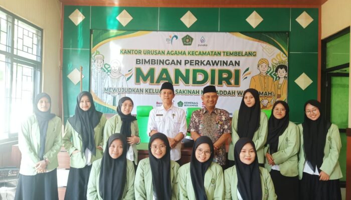 Kolaborasi Akademik dan Keagamaan: DPL IAIBAFA Serahkan 11 Mahasiswi PPL ke KUA Tembelang