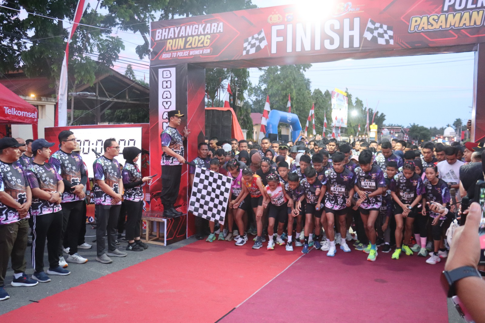 Ribuan Masyarakat Ikuti Bhayangkara Run 2026 Road to Police Women Run Yang Digelar Polres Pasaman Barat