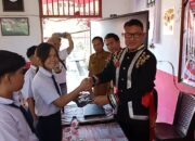 Wabup Minsel Buka Kegiatan “Mengenal Tokoh Bangsa Bung Karno” di SMP Negeri 1 Amurang, Pesan Nasionalisme disampaikan