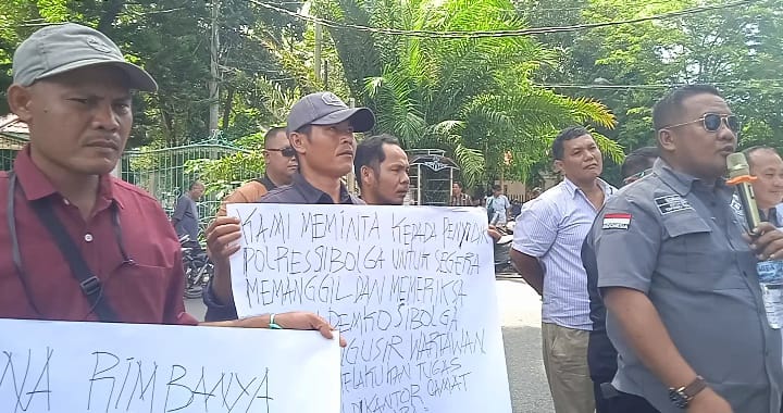 Puluhan Awak Media Sibolga-TapTeng Gelar Aksi Damai,Desak Pemko Sibolga Tindak Tegas Pengusiran Kerja Wartawan