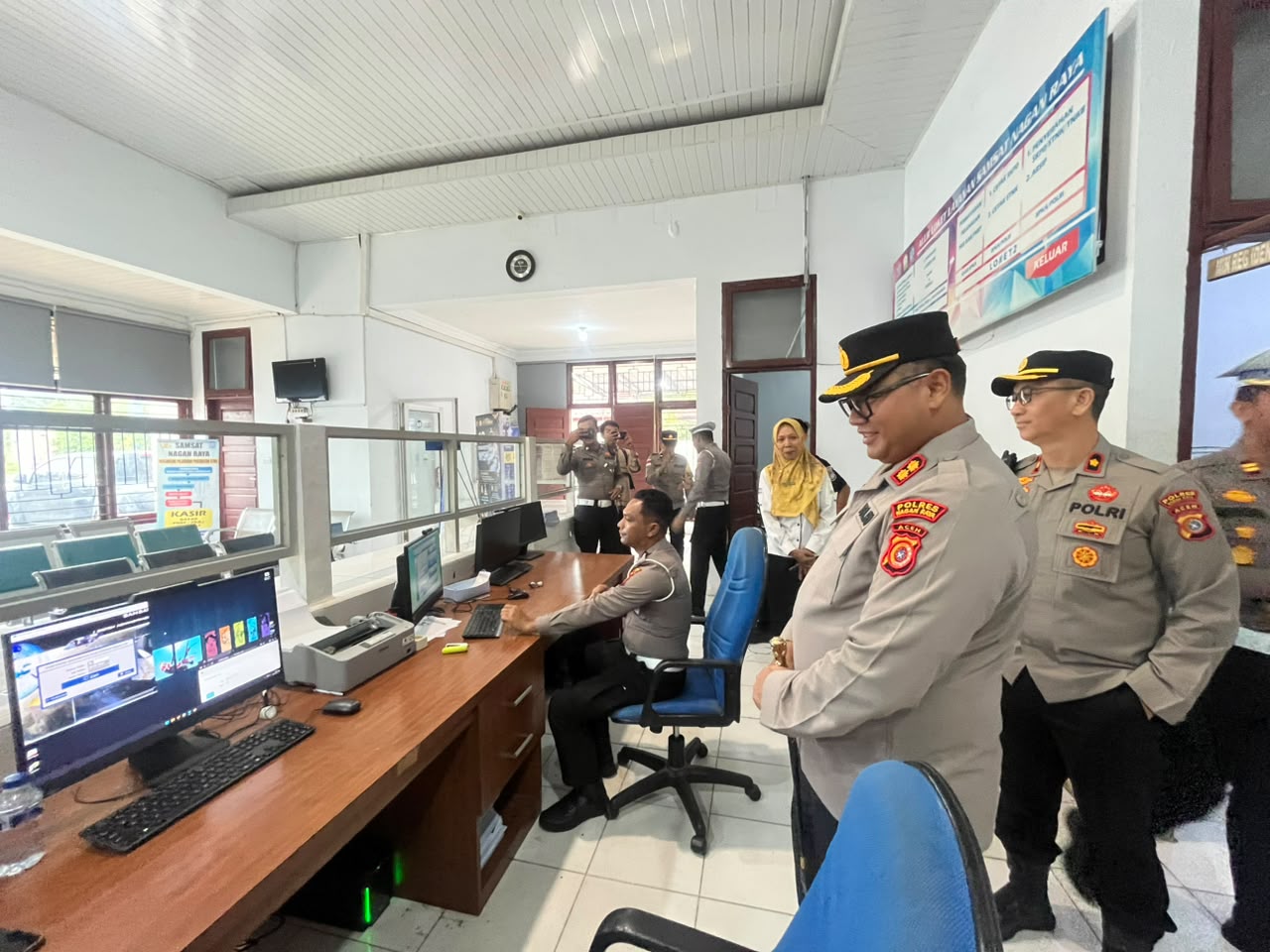 Kapolres Nagan Raya Tinjau Pelayanan SAMSAT dan SATPAS, Wujudkan Pelayanan Publik Prima Melalui Program Commander Wish Kapolda Aceh