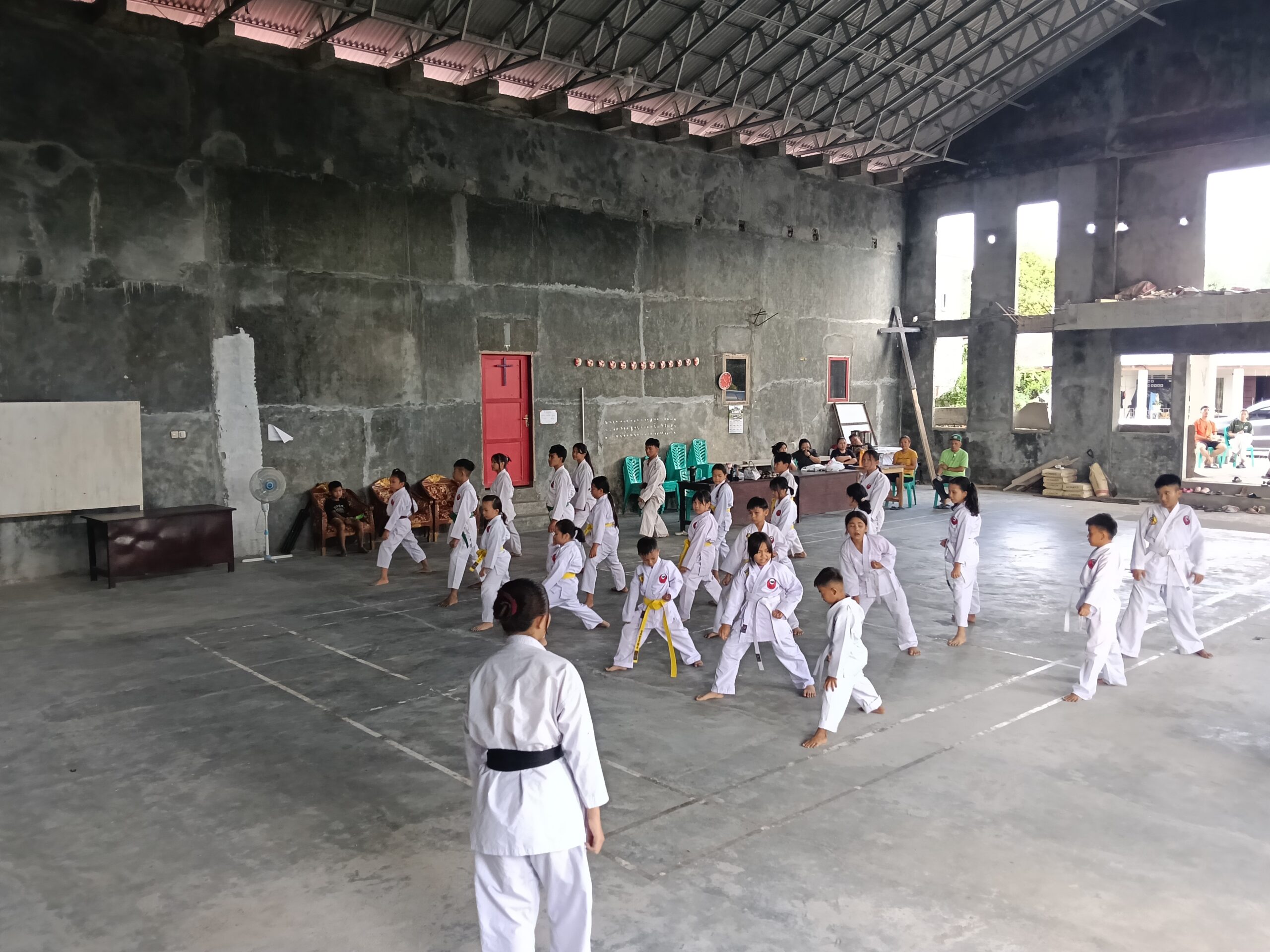 Didukung Penuh Dispora Minsel, Dojo Tareran United Optimistis Raih Prestasi di Kejuaraan Karate Minahasa Open 2026
