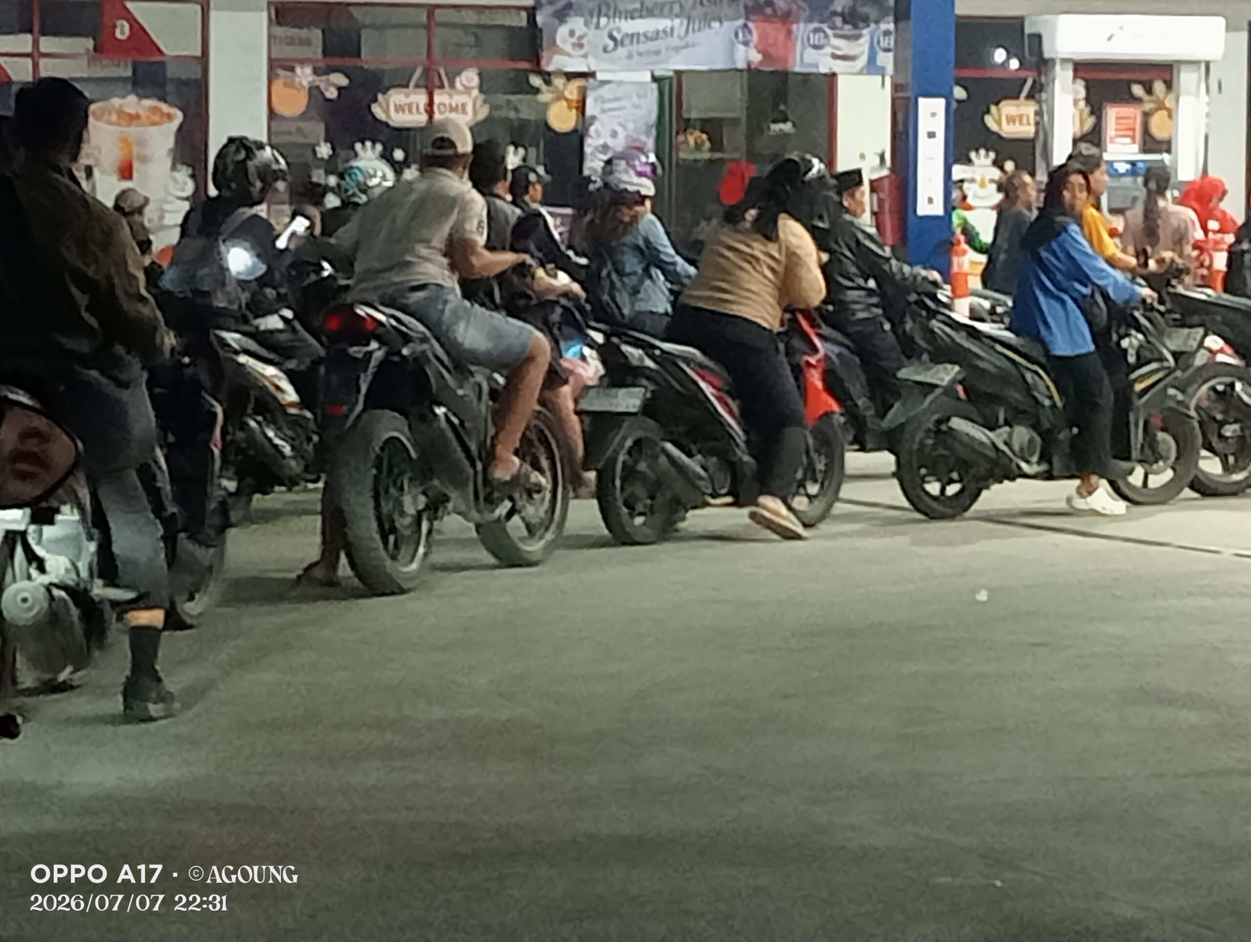 Diduga Ada Aktivitas Pengisian BBM Bersubsidi Berulang oleh Motor Bertangki Modifikasi di SPBU 34-15519 Pasar Kemis