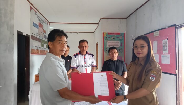 Pemerintah Desa Tumaluntung Lantik Perangkat Desa, Camat Tareran Tekankan Profesionalisme