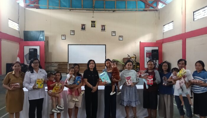 Sentuhan Kasih Wakil Rakyat! Luisye Singal Jadi Orang Tua Asuh Balita, Perangi Stunting dari Desa Kaneyan