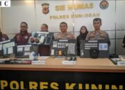 Polisi Gulung Sindikat Narkoba, 12 Tersangka Ditangkap, Sabu Ratusan Juta dan Pohon Ganja Disita