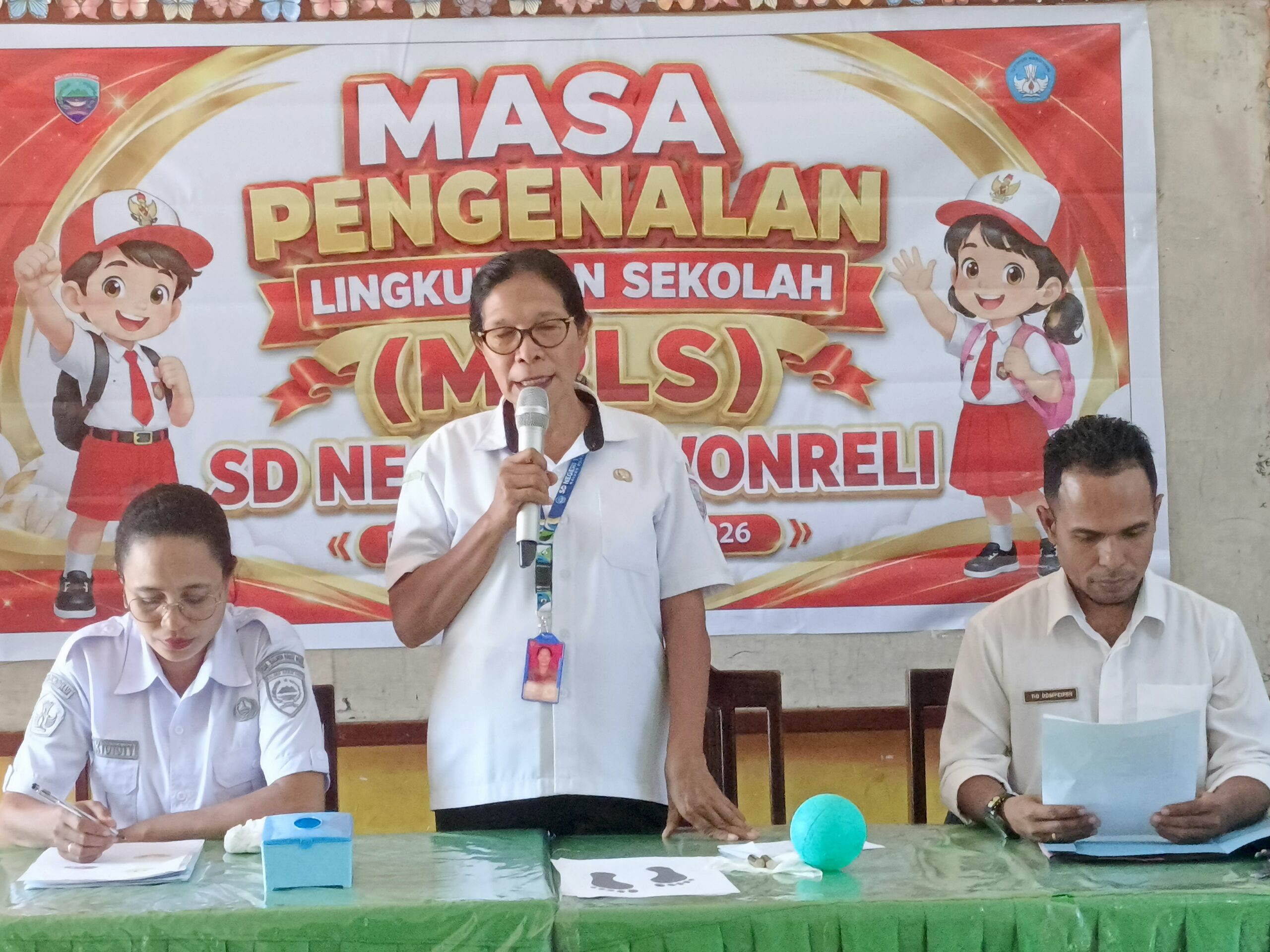 PENUTUPAN MPLS SD NEGERI 1 PULAU-PULAU TERSELATAN BERLANGSUNG MERIAH