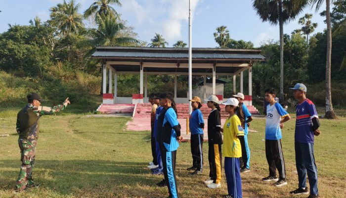 Paskibra Terpilih .ai Latihan Perdana di Lapangan Makka Kisar Menyambut HUT RI ke-81
