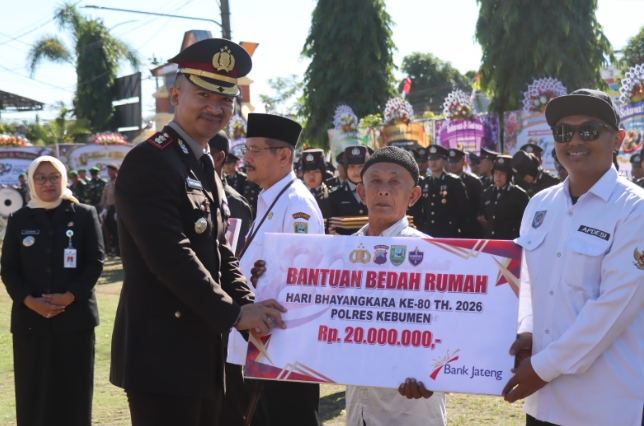 Bedah Rumah Warnai Hari Bhayangkara ke-80, Polres Kebumen Tebar Kepedulian untuk Warga Kurang Mampu