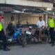 Patroli Gowes Sat Samapta Polres Tegal Kota, Strategi Humanis Menjaga Kamtibmas Hingga Gang Sempit