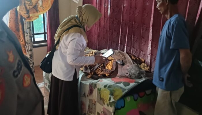 Lansia yang Sempat Hilang Ditemukan Meninggal Mengapung di Sungai Cibiuk, Warga Widodaren Berduka