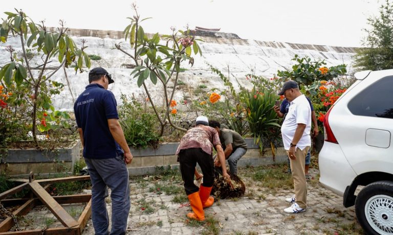 Doa dan Sedekah Domba Tokoh Masyarakat Kecamatan Mauk, Berharap Kebakaran TPA Jatiwaringin Segera Padam