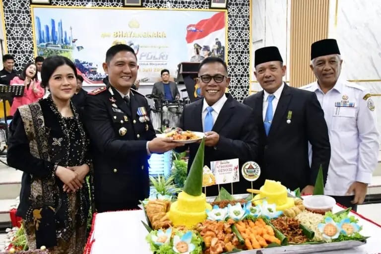 Polres Tapanuli Tengah Mempertegas Komitmen Dalam Meningkatkan Kualitas Pelayanan Publik Serta Perlindungan Kepada Warga