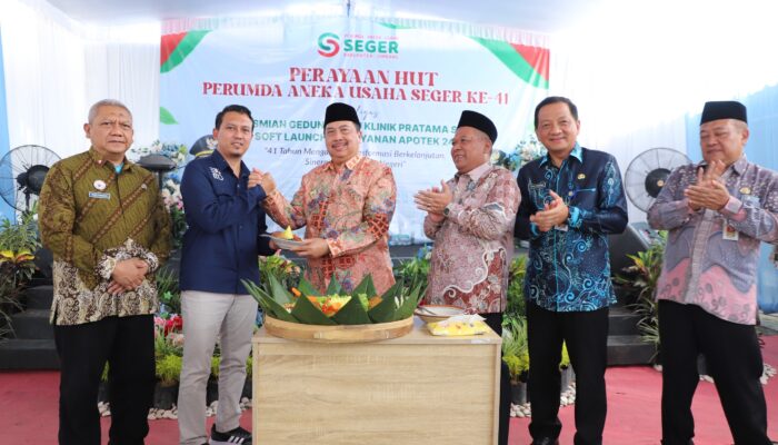 HUT ke-41, Perumda Seger Jombang Wujudkan Layanan Tanpa Henti: Resmikan Gedung Klinik Baru & Soft Launching Apotek 24 Jam