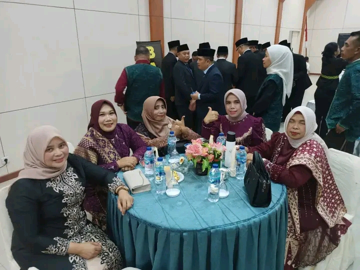 Camat Tanah Kampung Hadiri Malam Resepsi Kenegaraan HUT ke-81 RI di Gedung Nasional