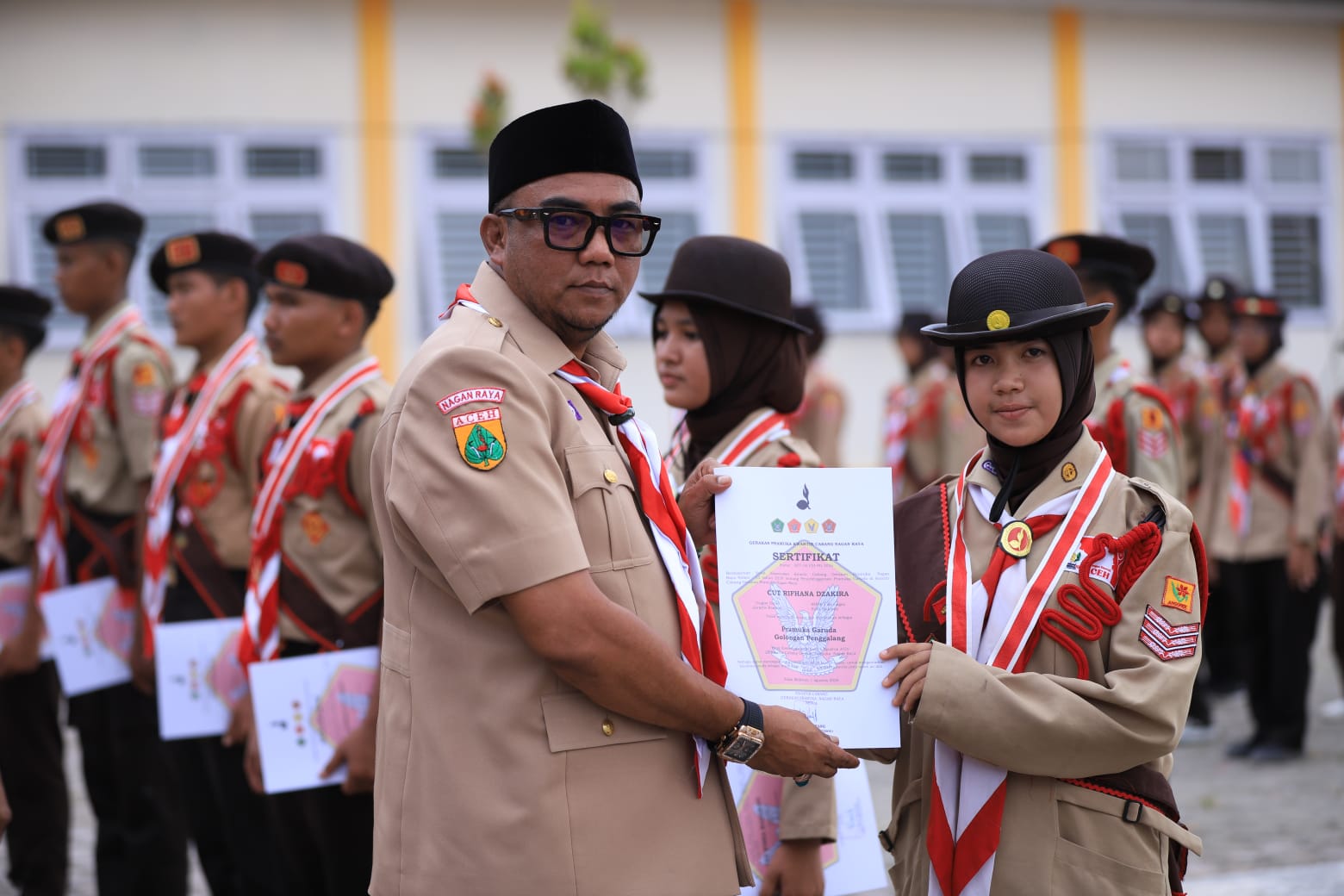 Ketua Kwarcab Nagan Raya Raja Sayang Kukuhkan 9 Pramuka Garuda