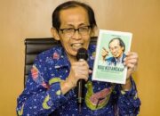 Meneladani Integritas Artidjo Alkostar: Penegak Hukum Harus Berani Berdiri di Atas Keadilan Meneladani Integritas Artidjo Alkostar: Penegak Hukum Harus Berani Berdiri di Atas Keadilan