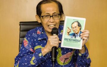 Meneladani Integritas Artidjo Alkostar: Penegak Hukum Harus Berani Berdiri di Atas Keadilan Meneladani Integritas Artidjo Alkostar: Penegak Hukum Harus Berani Berdiri di Atas Keadilan