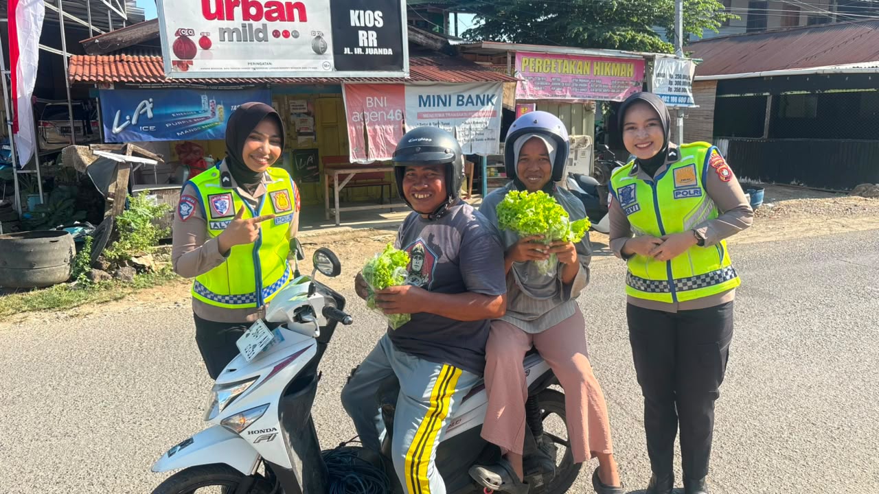 Dari Kebun ke Jalan, Ditlantas Polda Sulbar Wujudkan Ketahanan Pangan Lewat Aksi Berbagi untuk Masyarakat