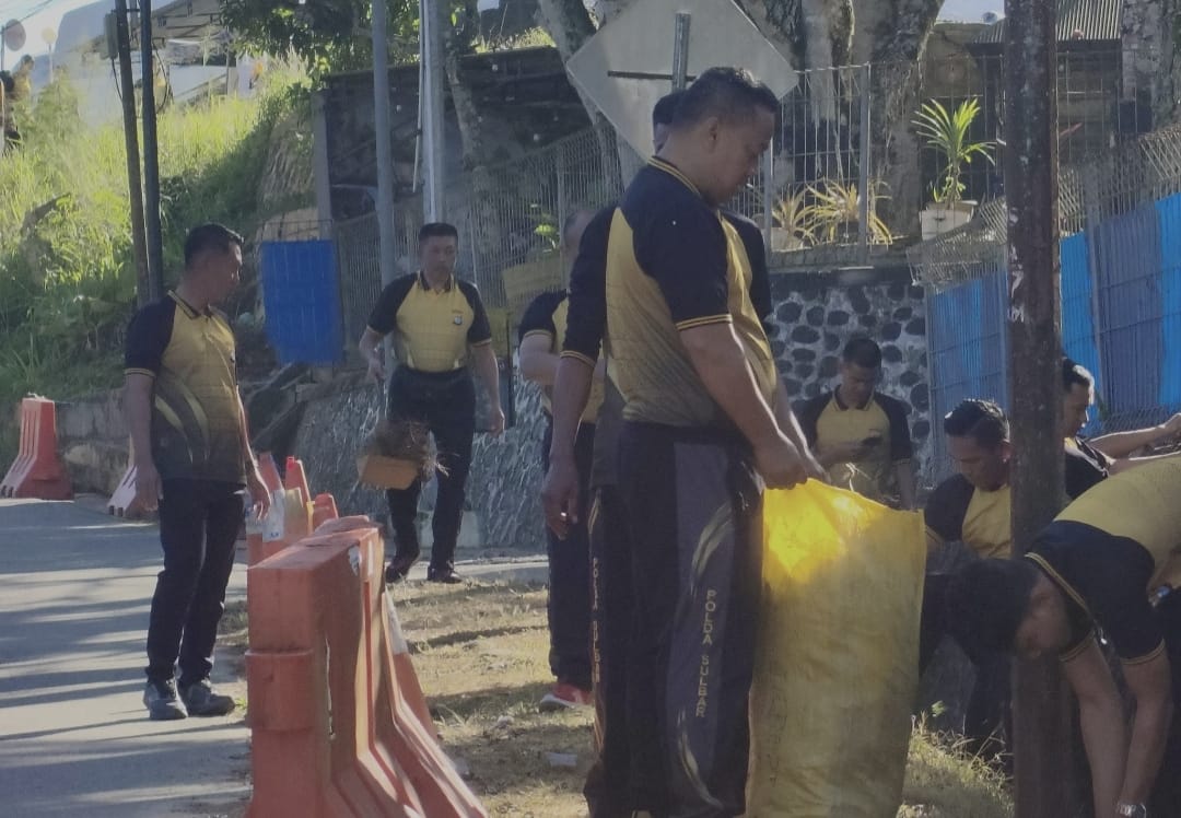 Sambut HUT RI ke-81, Polres Mamasa Gelar Kerja Bakti Massal dr Pasca Apel Pagi