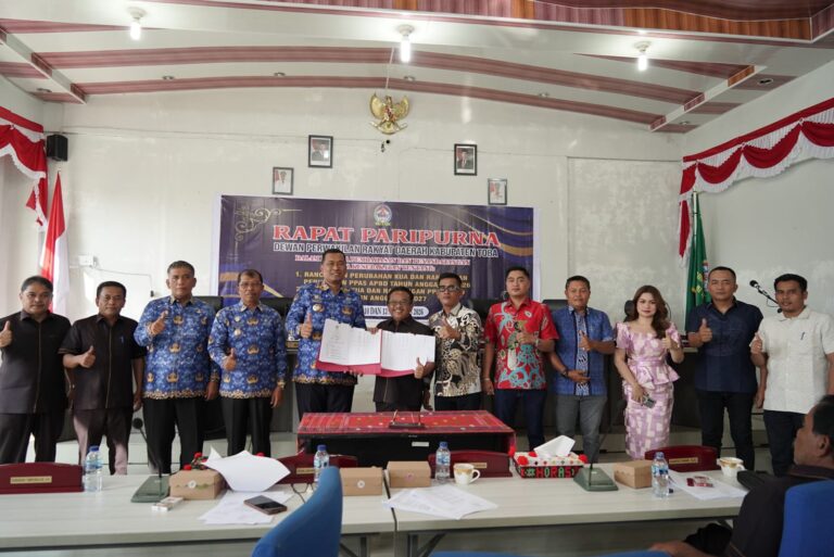 Nota Kesepakatan Rancangan Perubahan KUA PPAS APBD Toba Ditantangani